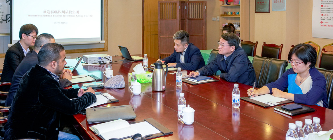 ¼¯ÍÅÏòµ¼»á¼û²©´ÄÍßÄÉ¿ÍÈË