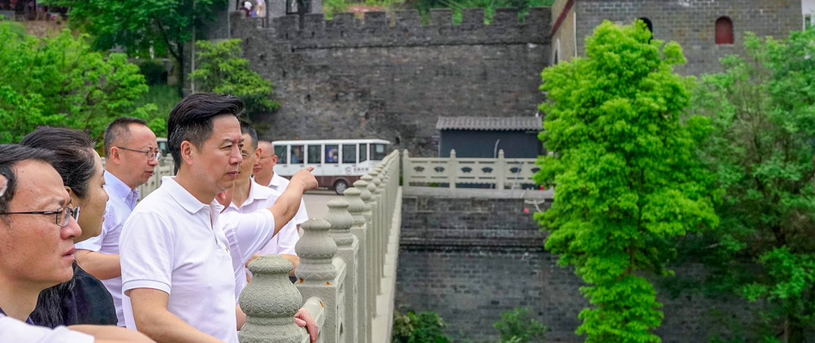 ¼¯ÍÅÏòµ¼¶½²ì½ðÁú³¤³Ç¾°Çø½Úǰ×ÛºÏÊÂÇé