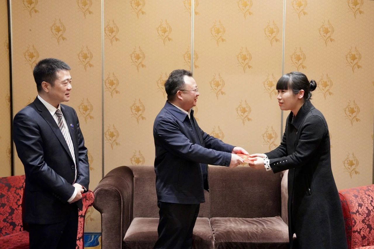 Ê¡¹ú×Êίµ³Î¯Î¯Ô±¡¢¸±Ö÷ÈκÎÕþÒ»ÐÐ×ß·ÃοÎÊÊ¡½ñÄê»á¹ÙÍø¼¯ÍÅÉúÑÄÄÑÌâµ³Ô±